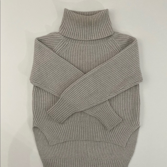 Aritzia Wilfred Lin Sweater - Picture 4 of 9